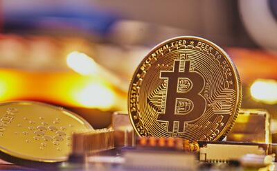 A gold coin like Bitcoin