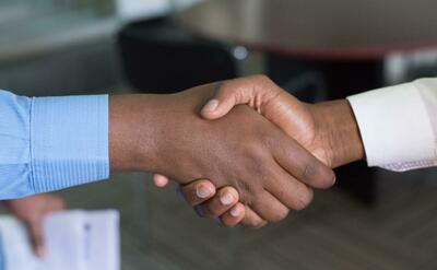 Handshake with the business partner